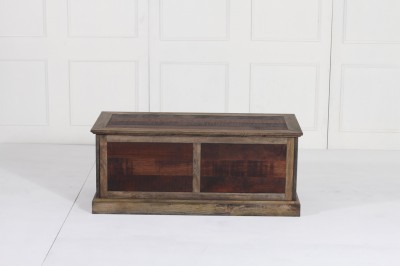 resize_THOMSON TRUNK RECTANGLE TABLE FRONT VIEW (1).jpg Acacia Copyright